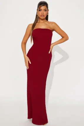 Allison Textured Maxi Dress - Red