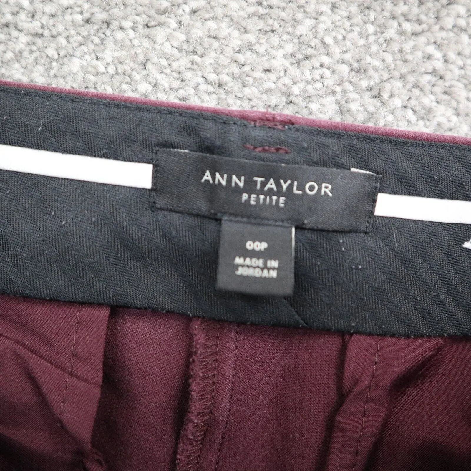 ANN Taylor Womens Chino Pants Straight Leg Mid Rise Stretch Maroon Size 00P