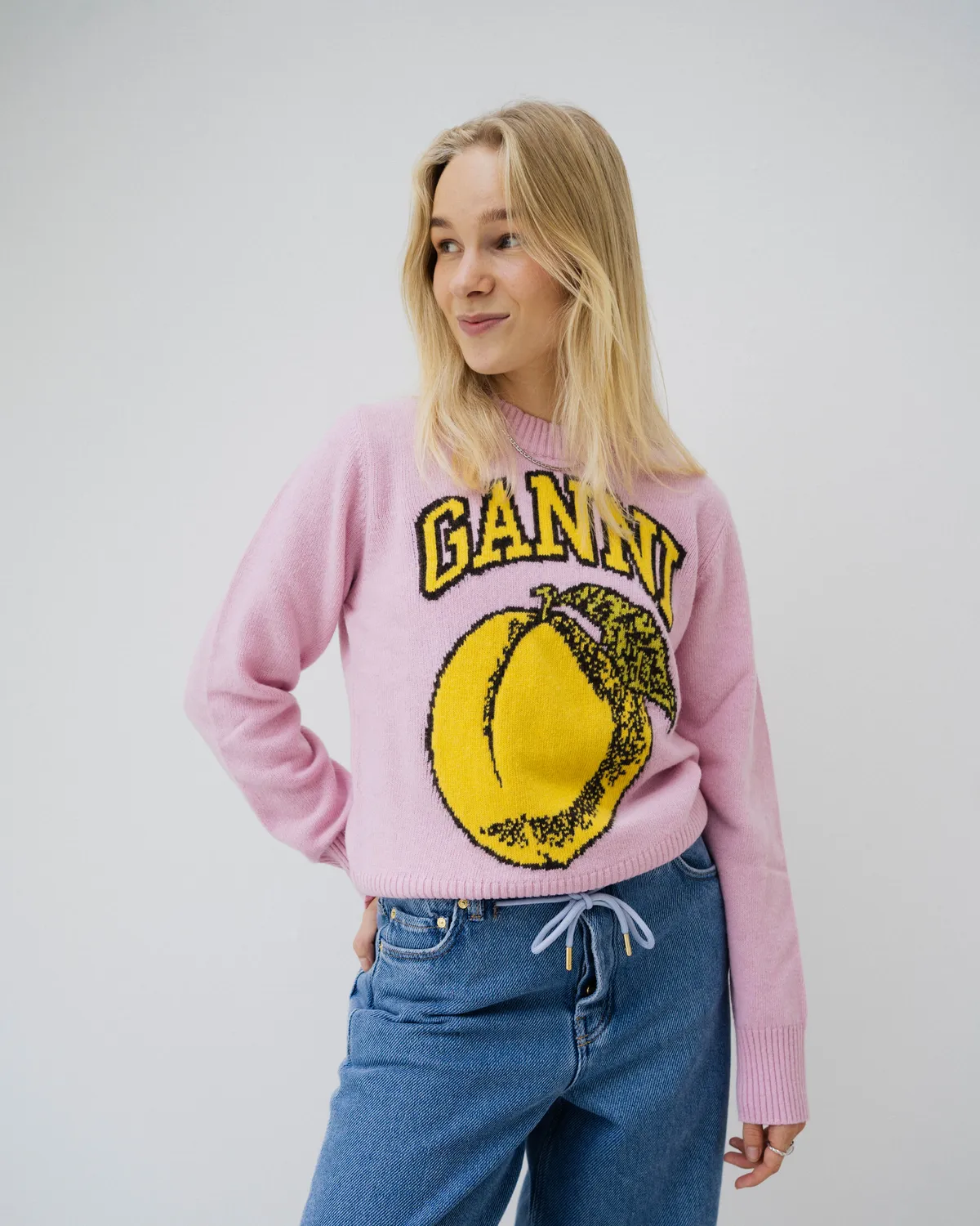 Anna - Graphic O-neck Pullover Peach - Coral Blush