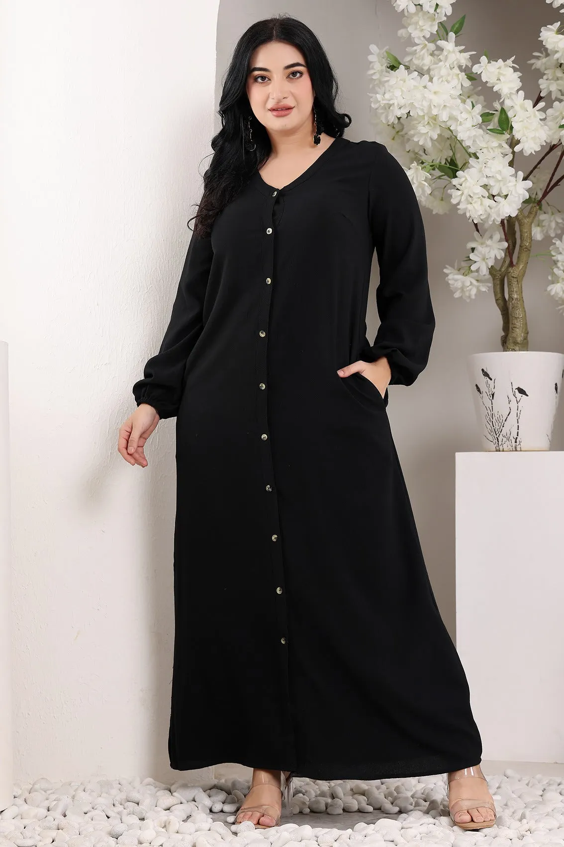 Black Solid Buttoned Maxi Dress with Long Sleeves