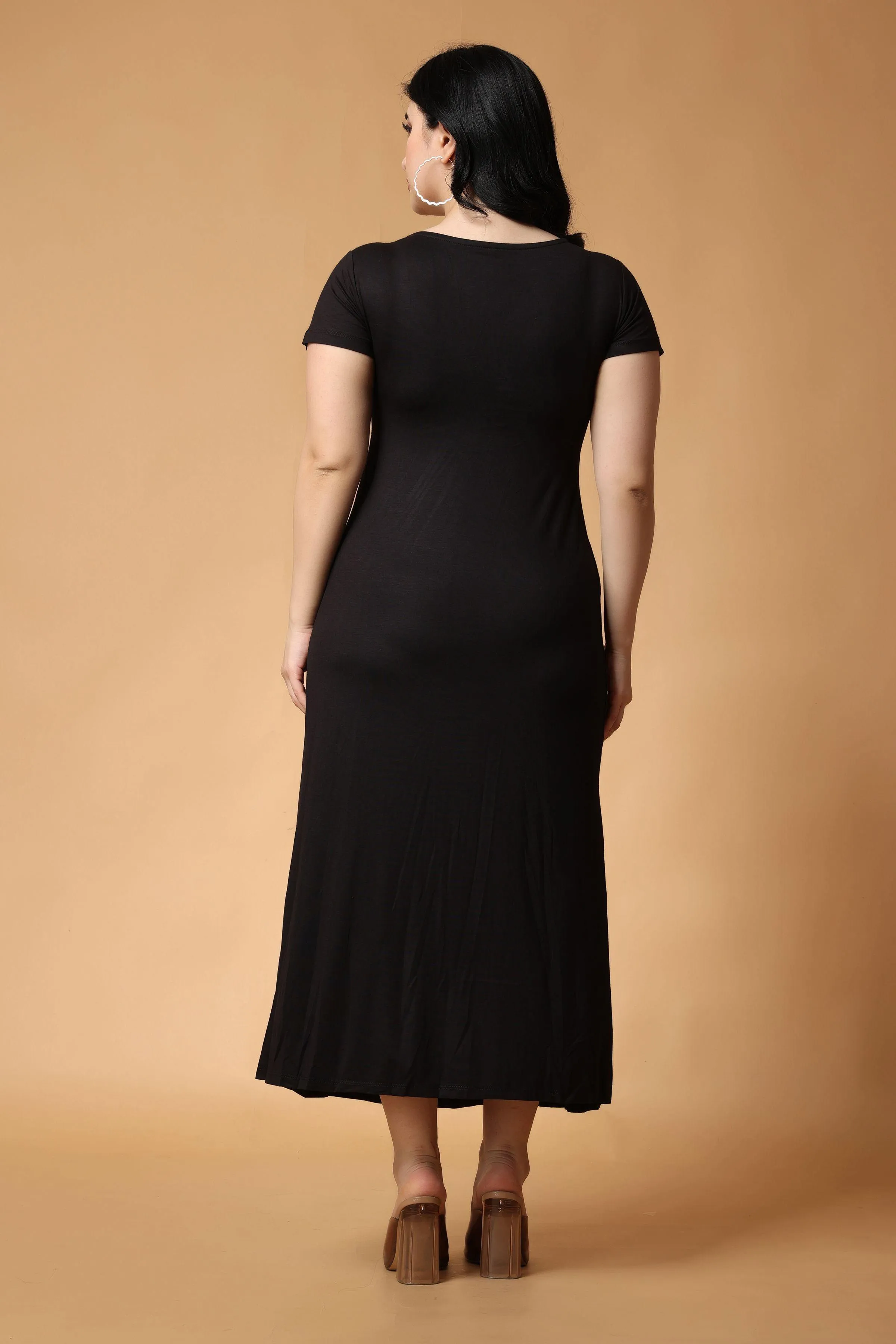 Black Solid Front Twist Maxi Dress