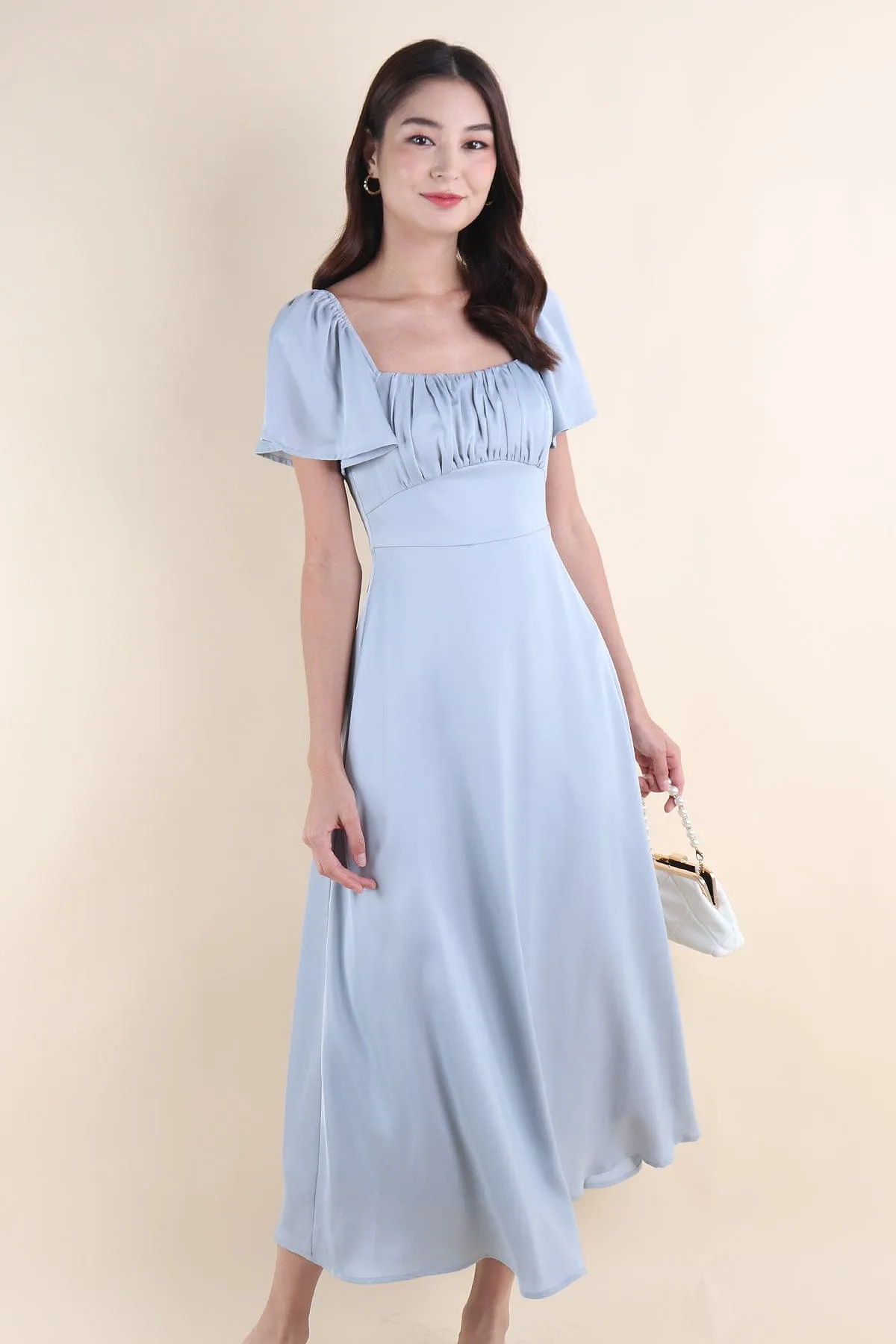 CARMELLIA FLUTTERS MAXI DRESS IN BLUE