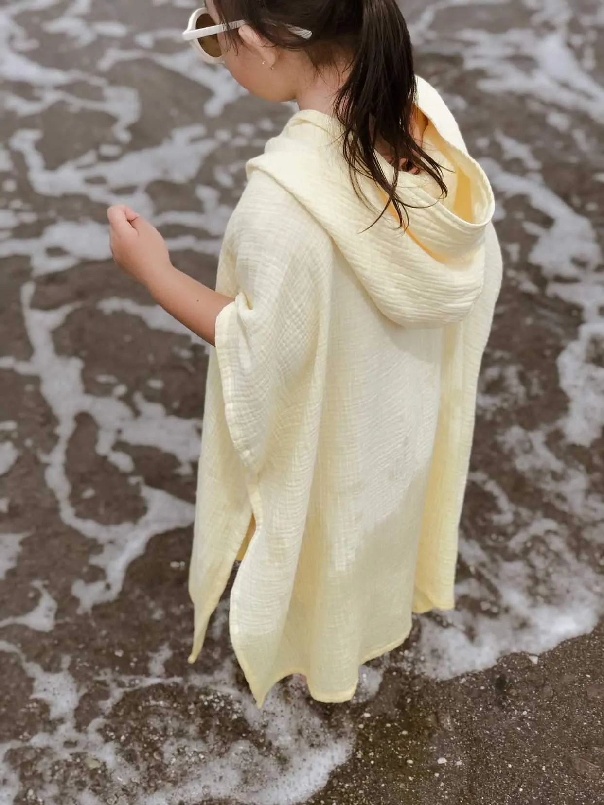 C's Coleccion Beach Poncho Medium (3-4yo)