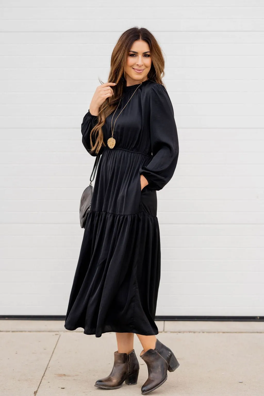 Elegant Tiered Long Sleeve Maxi Dress