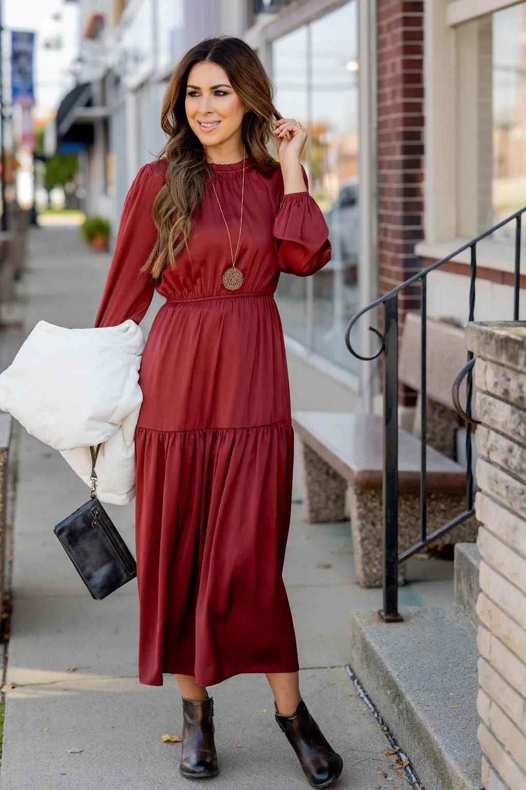 Elegant Tiered Long Sleeve Maxi Dress