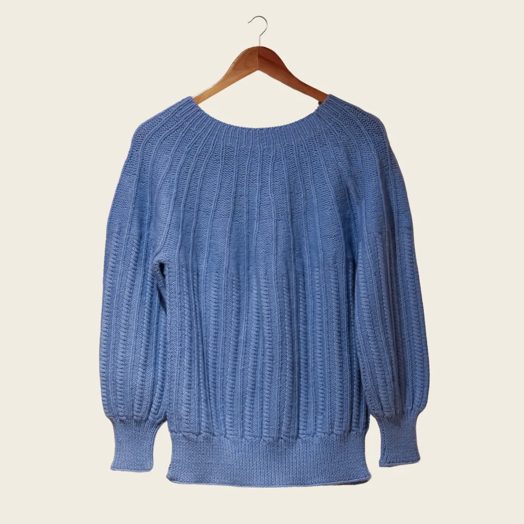 Izumi Pullover – Handknitted Wool for Modern Women