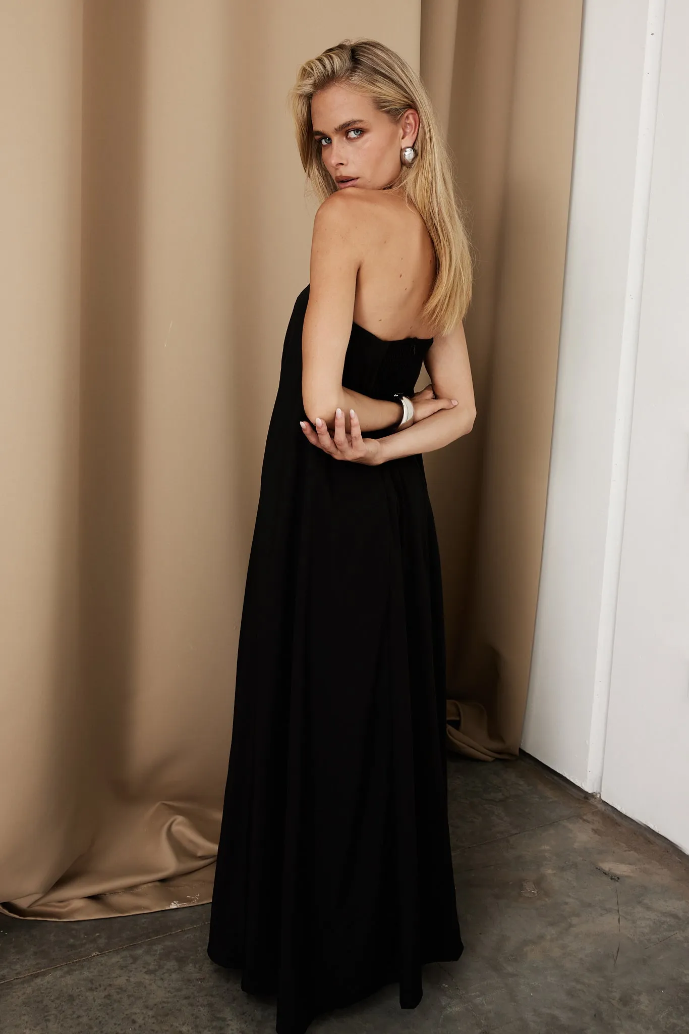 Kesia Maxi Dress (Black)