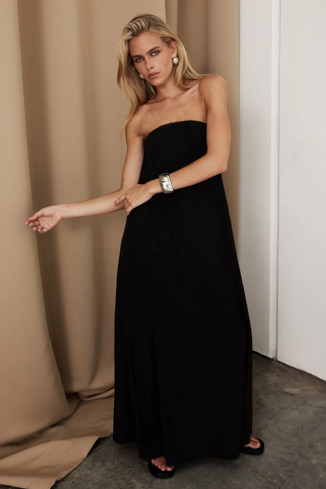 Kesia Maxi Dress (Black)