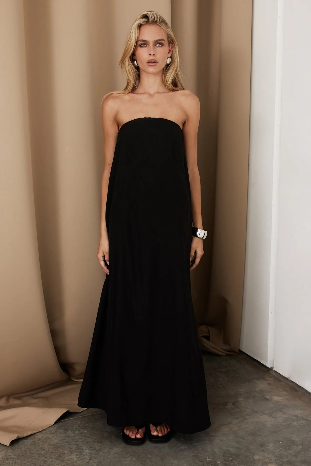 Kesia Maxi Dress (Black)