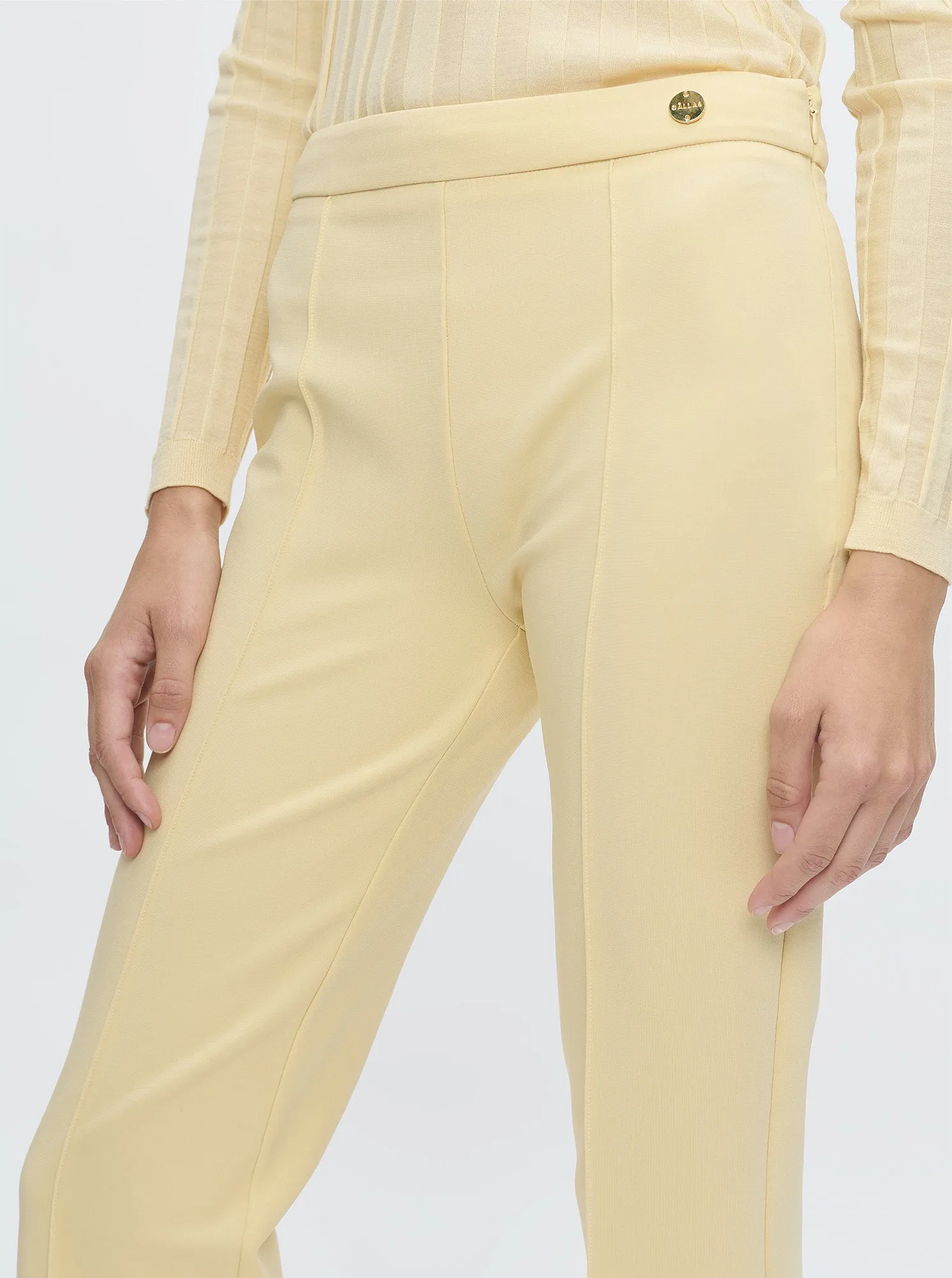 LOLA Crop pant Yellow