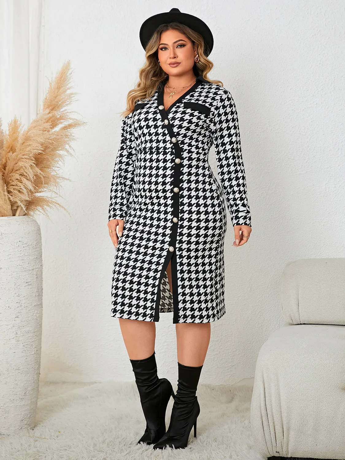 Plus Size Houndstooth Slit Long Sleeve Dress – Elegant Checkered Design