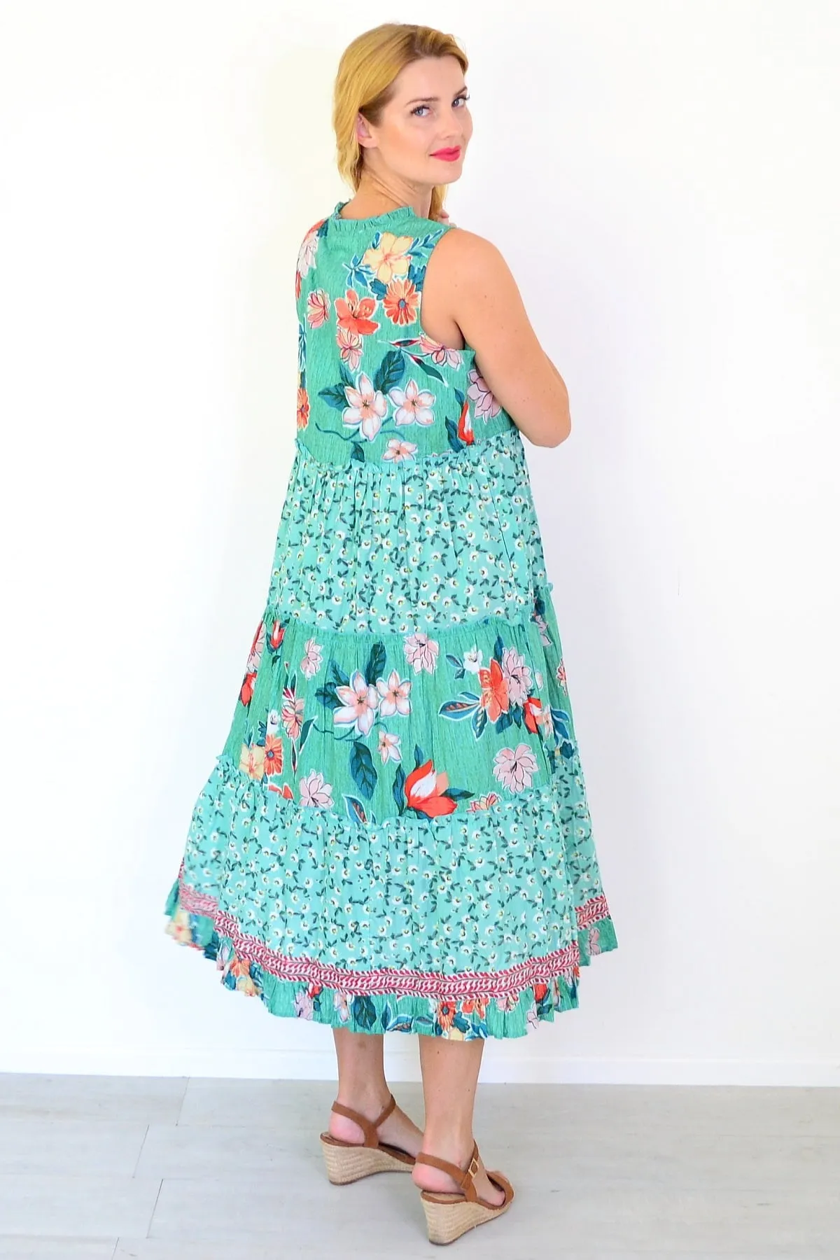 Sleeveless Kaleici Floral Dress