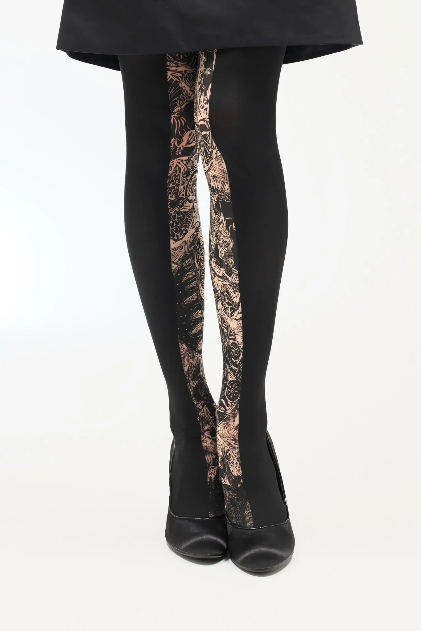 TATTOO TIGHTS / Two-foot print