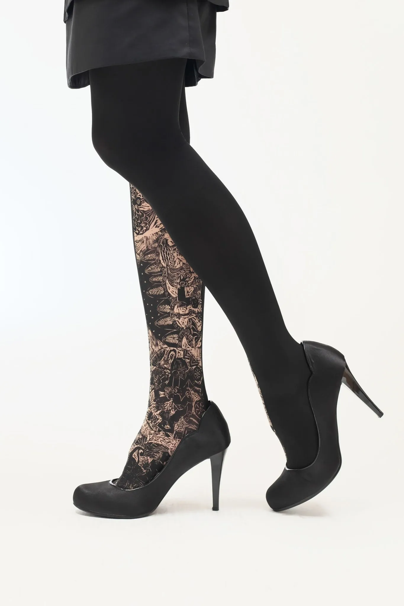 TATTOO TIGHTS / Two-foot print