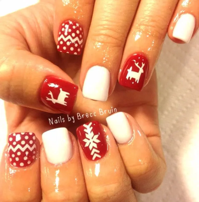 Ugly Sweater DEER DESIGN 1 Nail Decal | White