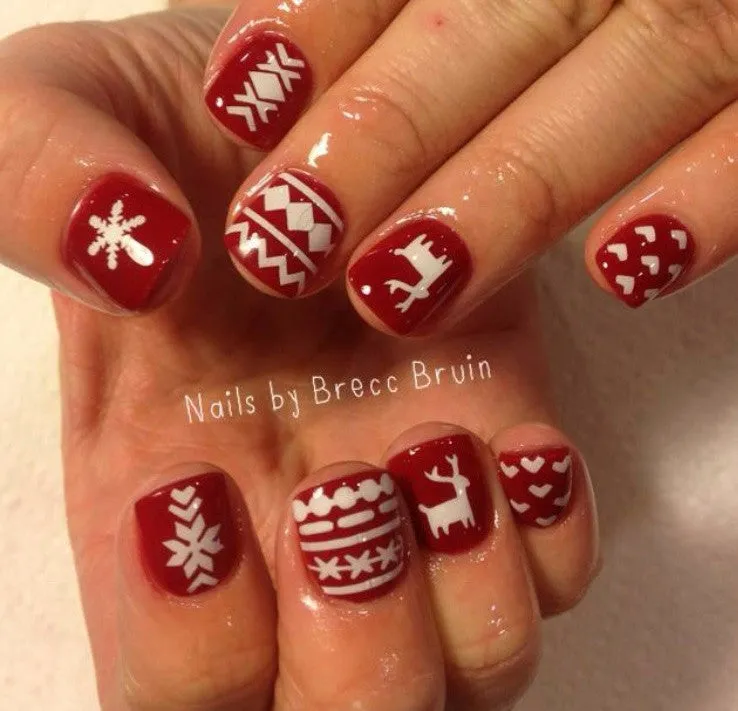 Ugly Sweater DEER DESIGN 1 Nail Decal | White