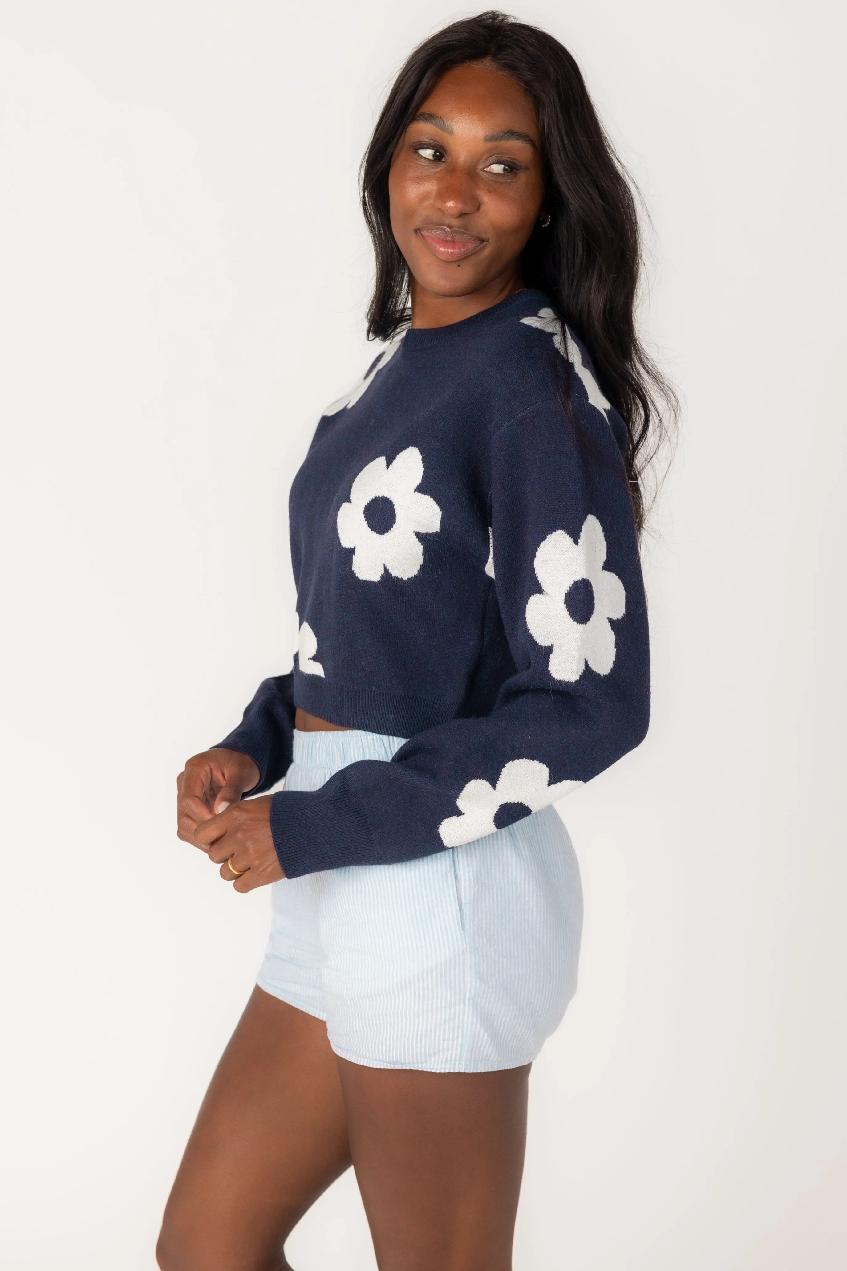 Vintage Daisy Crop Sweater